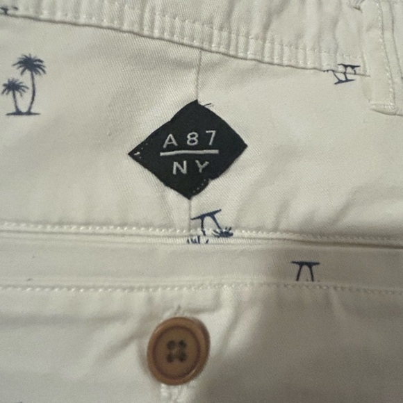 50%off w♥️ 
Men's Aeropostale white shorts very stretchy palm trees 34 10 inseam - Picture 4 of 5